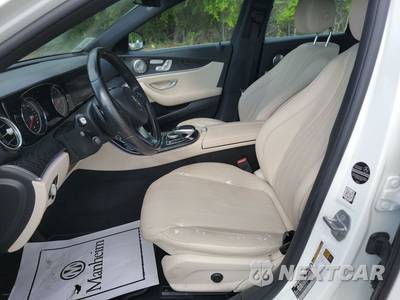 2017 Mercedes-Benz E 300 Sport Sedan - zdjęcie 7 z 25 - miniatura