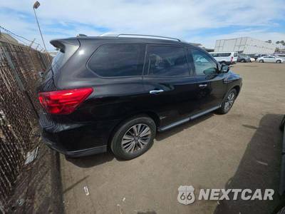 2019 Nissan Pathfinder SV - zdjęcie 4 z 22 - miniatura