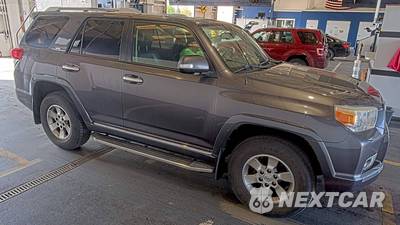 2013 Toyota 4Runner SR5 - zdjęcie 3 z 18 - miniatura