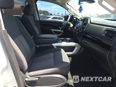 2023 Nissan TITAN SV Crew Cab Short Bed - zdjęcie 8 z 21 - miniatura
