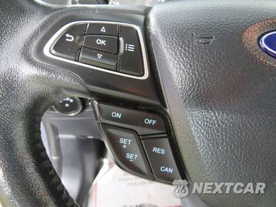 2019 Ford EcoSport SES - zdjęcie 16 z 50 - miniatura