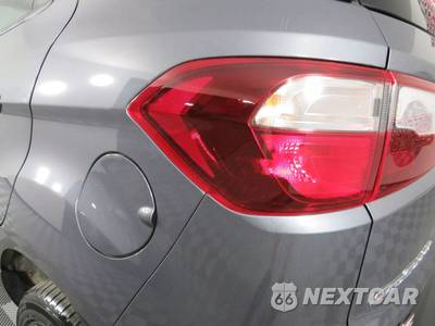 2019 Ford EcoSport SES - zdjęcie 31 z 50 - miniatura