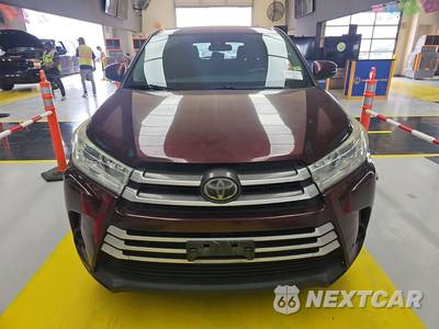 2019 Toyota Highlander LE - zdjęcie 2 z 7 - miniatura
