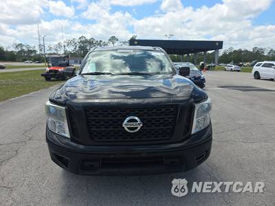 2019 Nissan TITAN S Crew Cab Short Bed - zdjęcie 2 z 31 - miniatura