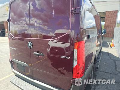 2021 Mercedes-Benz Sprinter 1500 Cargo Van Standard Roof 144.0" WB - zdjęcie 4 z 27 - miniatura