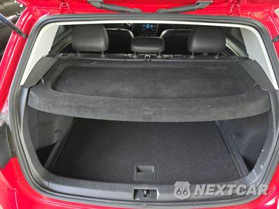 2019 Volkswagen Golf SE Hatchback - zdjęcie 16 z 22 - miniatura