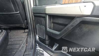 2019 Ford F-150 Lariat Crew Cab Short Bed - zdjęcie 25 z 30 - miniatura
