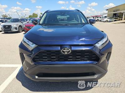 2025 Toyota RAV4 XLE - zdjęcie 2 z 26 - miniatura