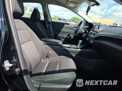2024 Nissan Altima 2.5 SV - zdjęcie 8 z 20 - miniatura