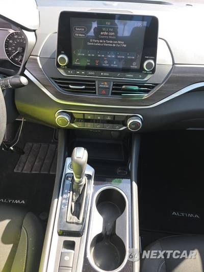 2024 Nissan Altima 2.5 SV - zdjęcie 11 z 20 - miniatura