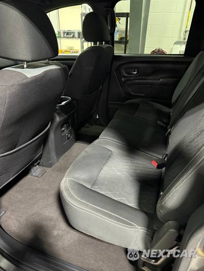 2018 Nissan TITAN SV Crew Cab Short Bed - zdjęcie 6 z 6 - miniatura