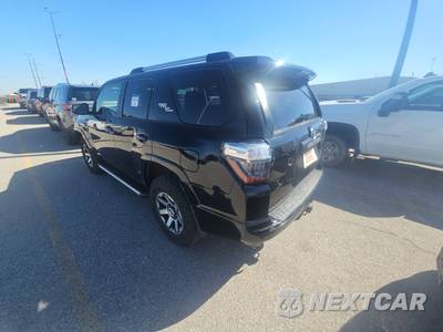 2018 Toyota 4Runner TRD Off-Road Premium - zdjęcie 6 z 17 - miniatura