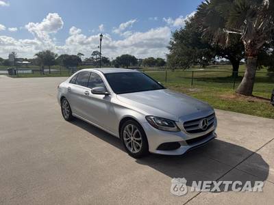 2016 Mercedes-Benz C 300 - zdjęcie 2 z 14 - miniatura