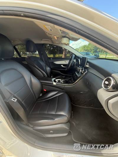 2016 Mercedes-Benz C 300 - zdjęcie 13 z 14 - miniatura