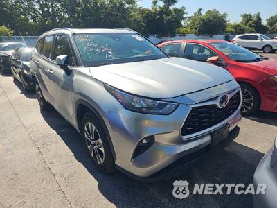 2020 Toyota Highlander XLE - zdjęcie 3 z 29 - miniatura