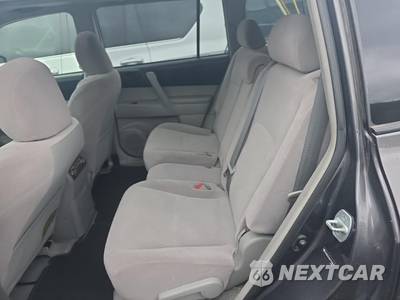 2010 Toyota Highlander - zdjęcie 16 z 21 - miniatura