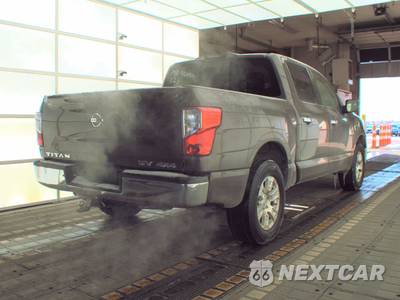2017 Nissan TITAN - zdjęcie 4 z 18 - miniatura