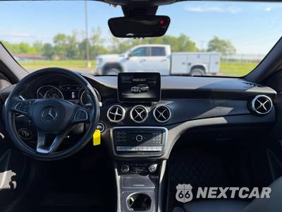 2018 Mercedes-Benz GLA 250 4MATIC - zdjęcie 12 z 31 - miniatura