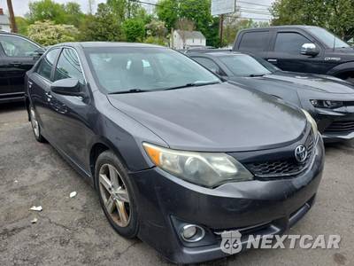 2013 Toyota Camry SE - zdjęcie 3 z 21 - miniatura