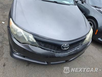 2013 Toyota Camry SE - zdjęcie 2 z 21 - miniatura