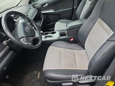 2013 Toyota Camry SE - zdjęcie 13 z 21 - miniatura