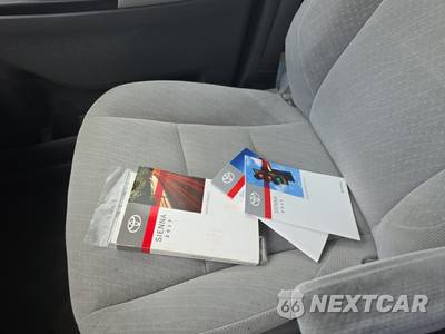 2017 Toyota Sienna LE 8-Passenger 119.3" WB - zdjęcie 23 z 23 - miniatura