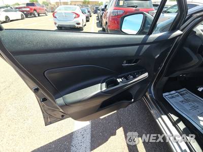 2025 Nissan Versa SV - zdjęcie 15 z 26 - miniatura