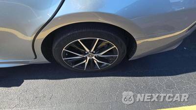 2023 Toyota Camry SE - zdjęcie 23 z 24 - miniatura