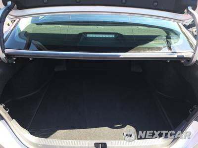 2025 Toyota Camry LE - zdjęcie 11 z 20 - miniatura