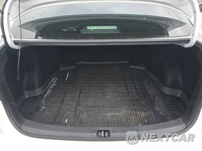 2023 Toyota Corolla XSE Sedan - zdjęcie 11 z 25 - miniatura