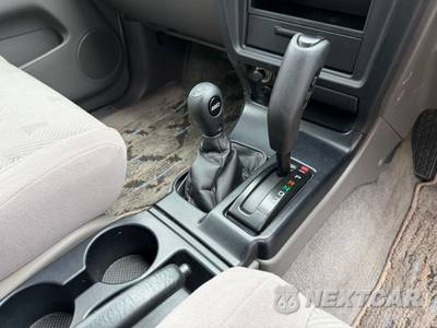 2020 Toyota Hilux Surf - zdjęcie 10 z 16 - miniatura