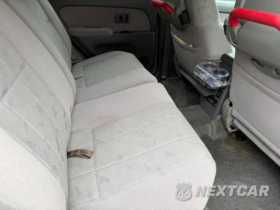 2020 Toyota Hilux Surf - zdjęcie 12 z 16 - miniatura