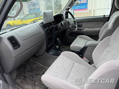 2020 Toyota Hilux Surf - zdjęcie 13 z 16 - miniatura