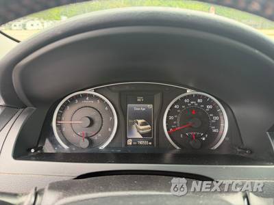2016 Toyota Camry SE - zdjęcie 11 z 16 - miniatura