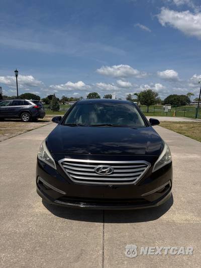2015 Hyundai Sonata SE - zdjęcie 2 z 14 - miniatura