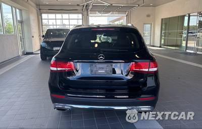 2016 Mercedes-Benz GLC 300 - zdjęcie 7 z 29 - miniatura