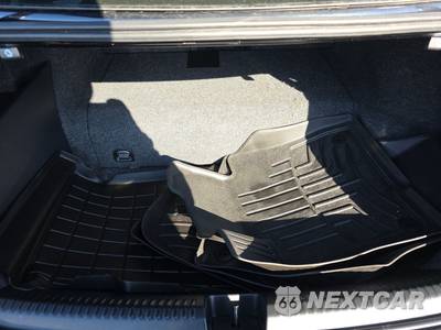 2015 Volkswagen Jetta Hybrid SEL Premium - zdjęcie 16 z 35 - miniatura