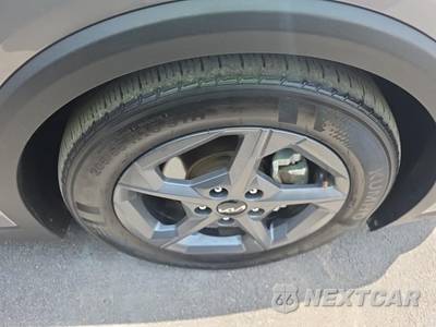 2025 Kia K4 LXS - zdjęcie 9 z 22 - miniatura