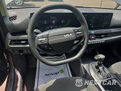 2025 Kia K4 LXS - zdjęcie 14 z 22 - miniatura