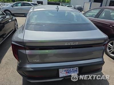 2025 Kia K4 LXS - zdjęcie 5 z 22 - miniatura