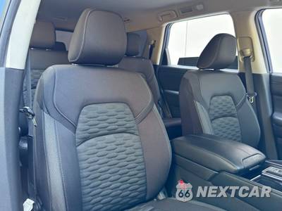 2022 Nissan Pathfinder SV - zdjęcie 31 z 49 - miniatura