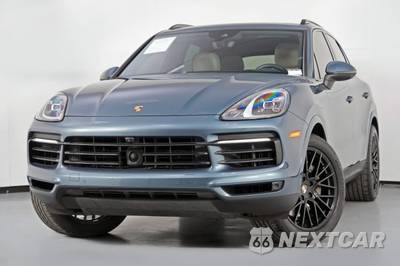 2020 Porsche Cayenne S - zdjęcie 1 z 48 - miniatura