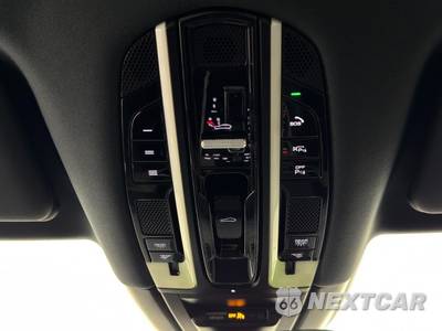2020 Porsche Cayenne S - zdjęcie 35 z 48 - miniatura