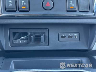 2019 Nissan TITAN XD PRO-4X Crew Cab Medium Bed - zdjęcie 27 z 49 - miniatura