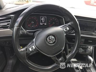 2019 Volkswagen Jetta R-Line - zdjęcie 10 z 27 - miniatura