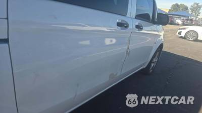 2016 Mercedes-Benz Metris Passenger Van 126.0" WB - zdjęcie 22 z 62 - miniatura