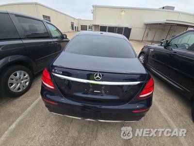 2019 Mercedes-Benz E 300 Sedan - zdjęcie 5 z 22 - miniatura