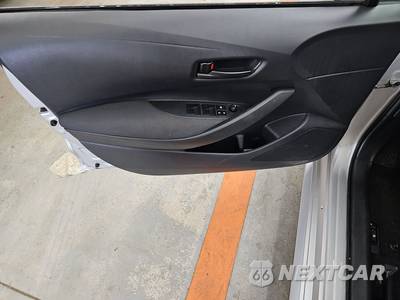 2024 Toyota Corolla LE Sedan - zdjęcie 9 z 37 - miniatura