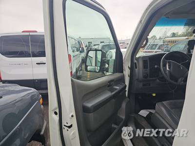 2018 Nissan NV3500 HD Cargo S Standard Roof 146.1" WB - zdjęcie 9 z 32 - miniatura