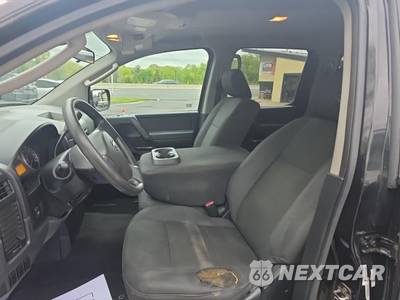 2010 Nissan TITAN XE Crew Cab Short Bed - zdjęcie 13 z 21 - miniatura